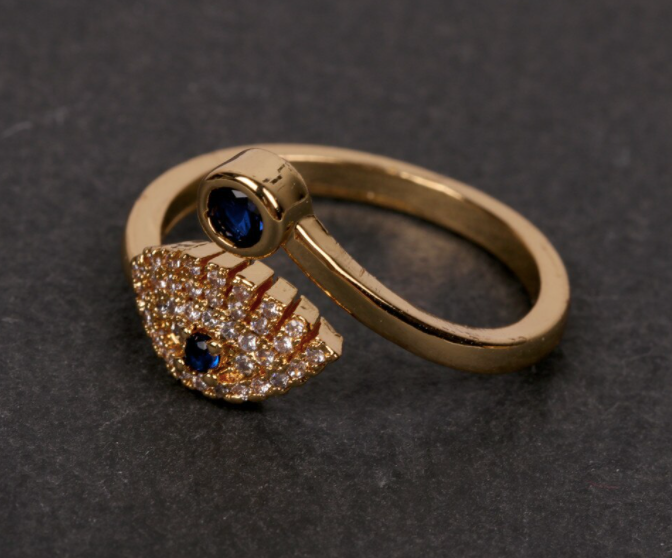 Eye Ring with Crystals - Adjustable - Gold