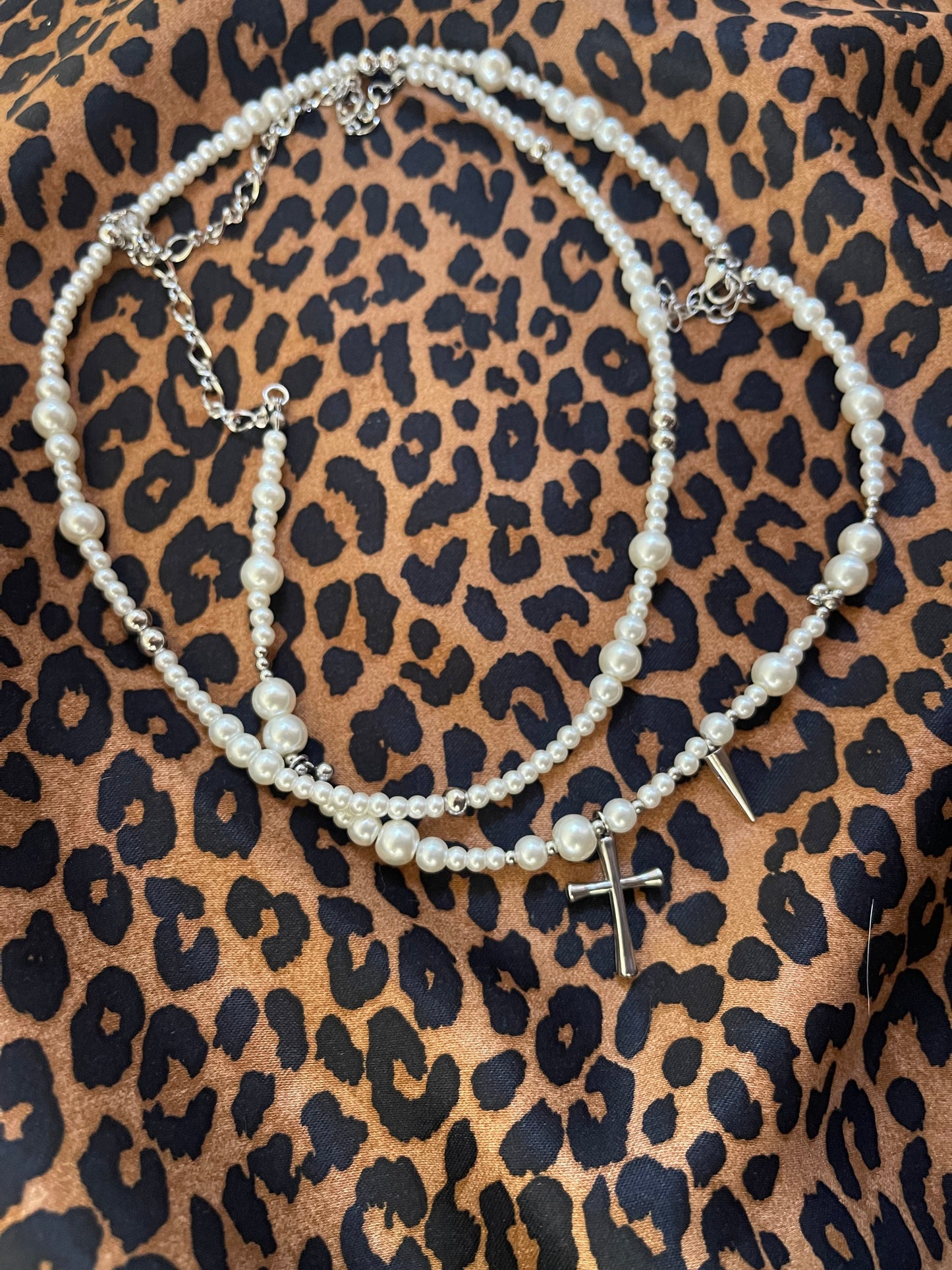 Long Pearl Necklace - Spooky Collection - Silver