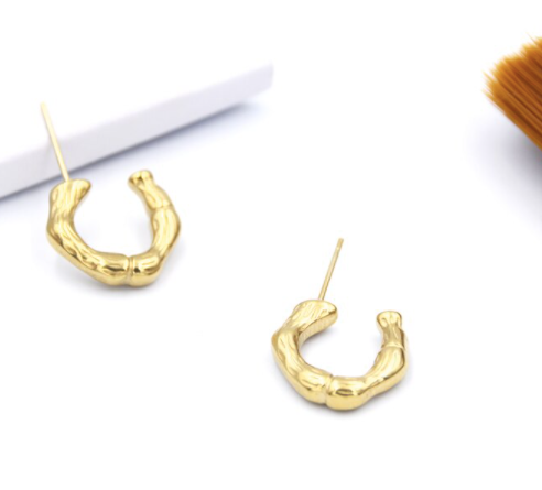 Small Hoop Earrings - Gold