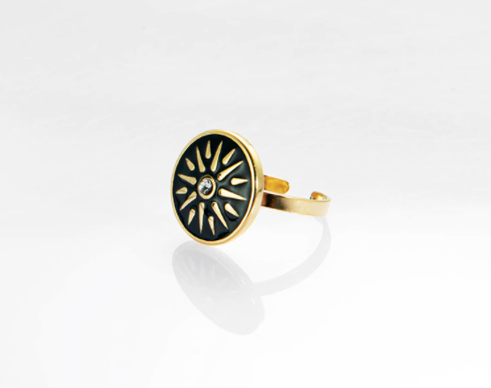 Round Ring in Black - Star - Gold