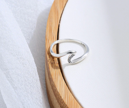 The Wave - 925 Sterling Silver