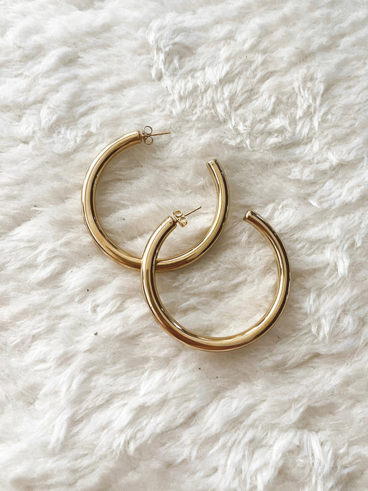 Large Hoop Earrings in Gold - Stainless Steel